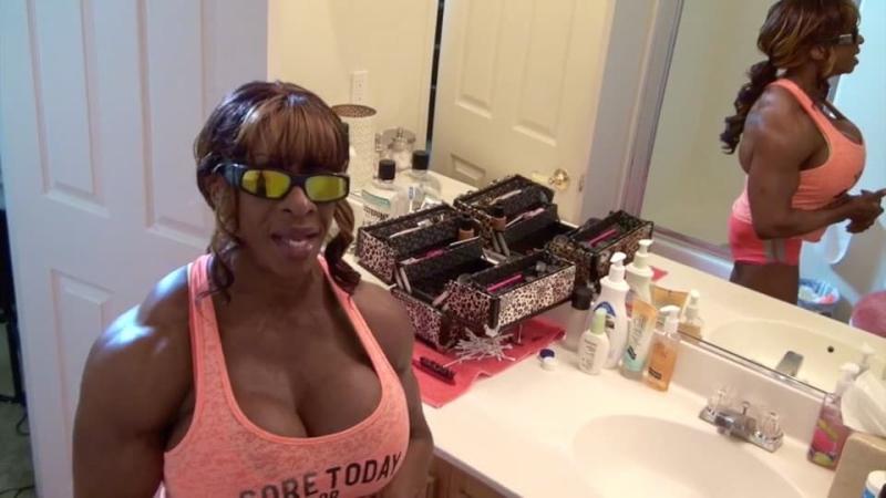 Muscle In The Mirror